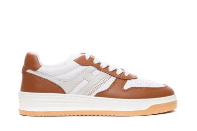 Hogan Sneakers In Brown