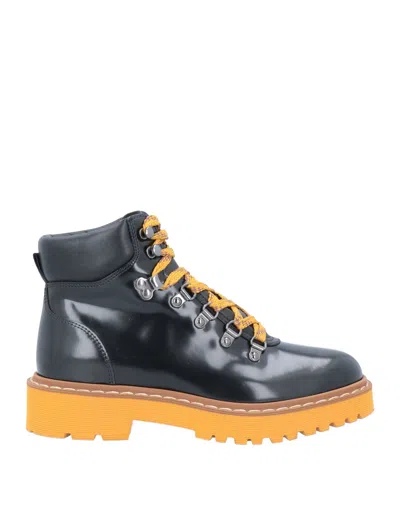 Hogan Ankle Boots In Black