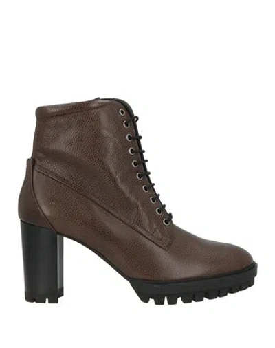 Hogl Hōgl Woman Ankle Boots Dark Brown Size 9.5 Leather