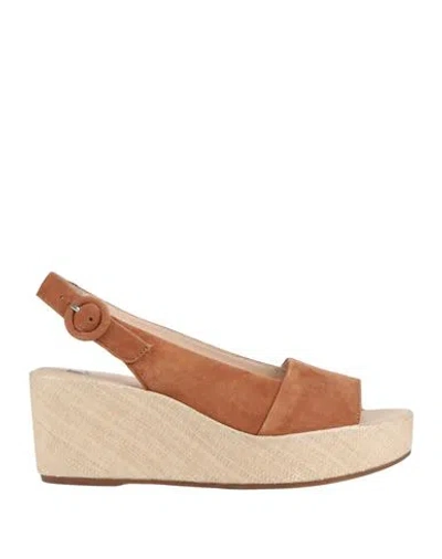 Hogl Hōgl Woman Sandals Tan Size 7.5 Leather In Brown