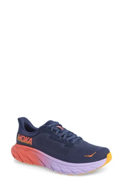 Hoka Arahi 7 Running Shoe
