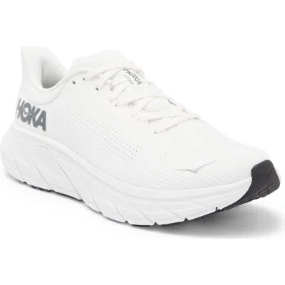 Hoka Arahi 7 Running Shoe In Multi