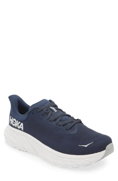 Hoka Arahi 7 Running Shoe In Blue