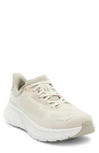 HOKA HOKA ARAHI 7 RUNNING SHOE