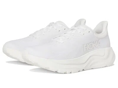 Hoka Arahi 8 In White