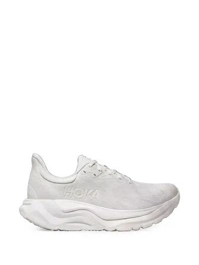 Hoka Arahi 8 Mesh Sneakers In Neutral