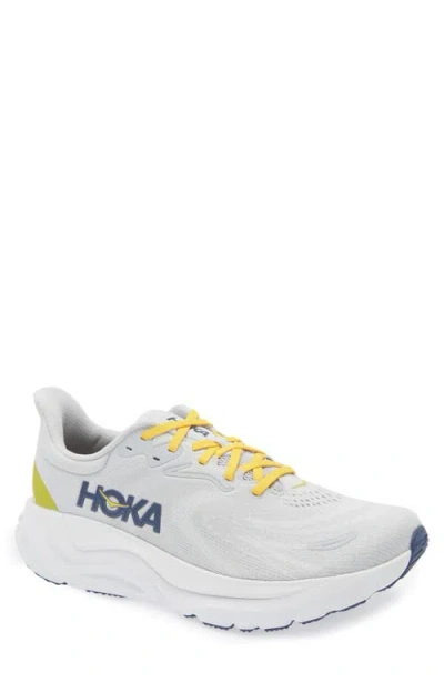 HOKA HOKA ARAHI 8 RUNNING SHOE