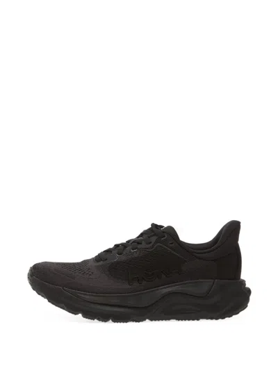 Hoka Arahi 9 Sneakers In Black