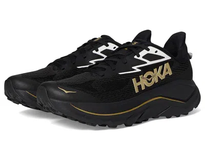 Hoka Challenger 8 Sneaker In Black