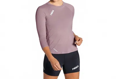 Hoka Glide 3/4 Sleeve Shirt In Lavender In Gray