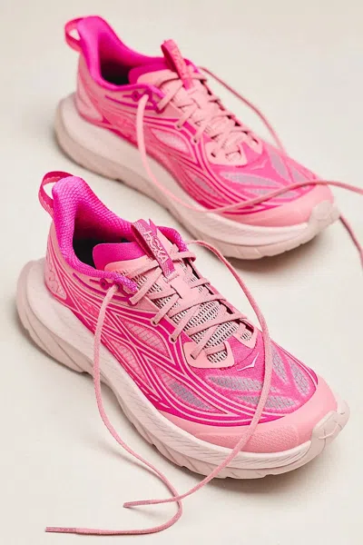 Hoka Mach Remastered Sneakers In Pink
