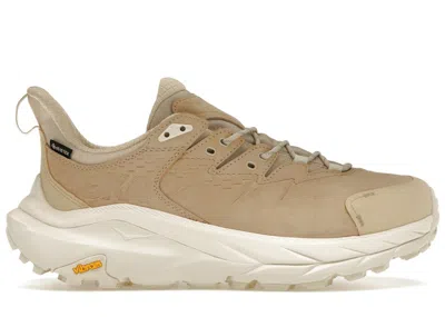 Pre-owned Hoka Men's  One One Kaha 2 Low Goretex Sneakers In Shifting Sand/eggnog
