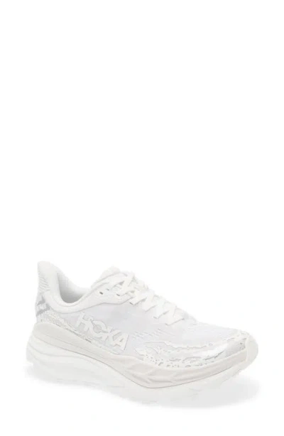 Hoka Stinson Atr 7 Running Shoe In White/white