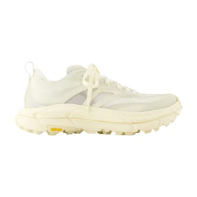 Hoka U Mafate Speed 4 Lite Sneakers In Neutral