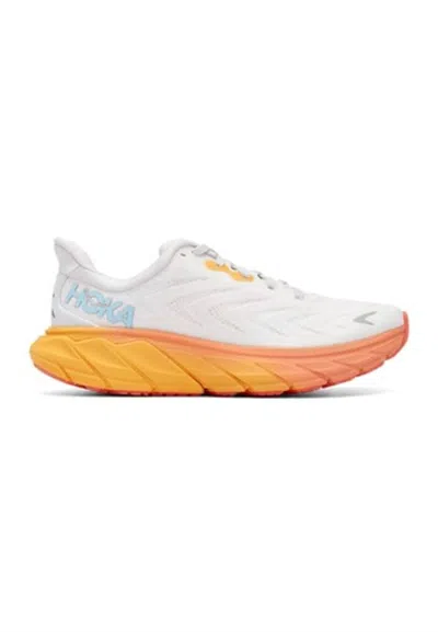 Hoka Women's Arahi 6 Sneaker In Nimbus Cloud/blanc De Blanc