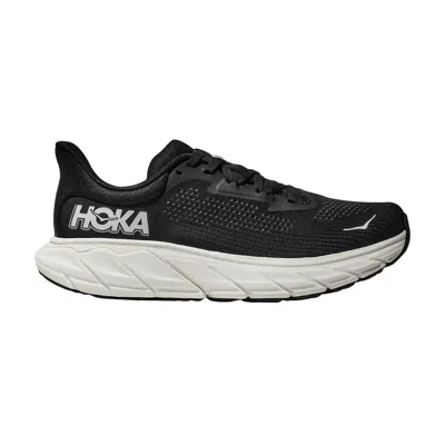 Hoka Women's Arahi 7 Wide Running Shoes In Black/white In Multi