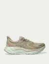 Hoka Women's Arahi 8 In Brown
