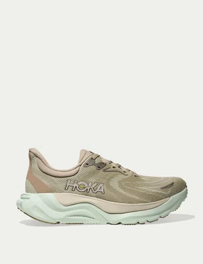 Hoka Women's Arahi 8 In Brown