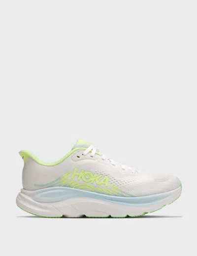 Hoka Women's Clifton 11 In White