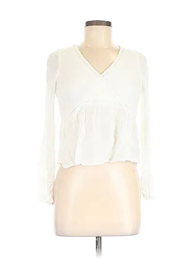 Pre-owned Hollister 3/4 Sleeve Blouse In Ivory