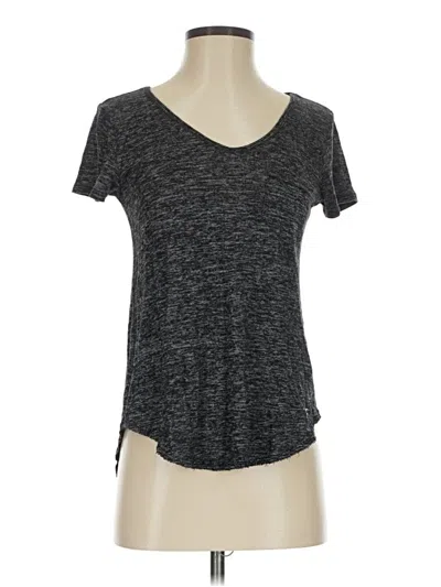 Pre-owned Hollister Active T-shirt In Gray