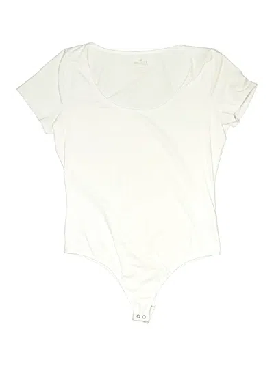 Pre-owned Hollister Bodysuit In Ivory