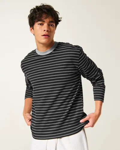 Hollister Boxy Heavyweight Long-sleeve Cotton Crew T-shirt In Black