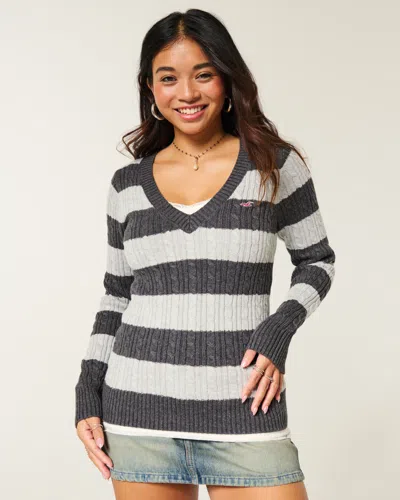 Hollister Cable-knit Icon V-neck Sweater In Gray