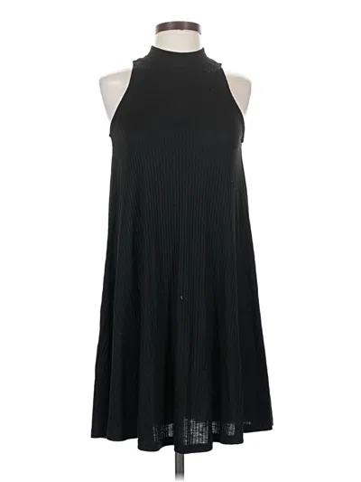 Pre-owned Hollister Casual Dress In Black
