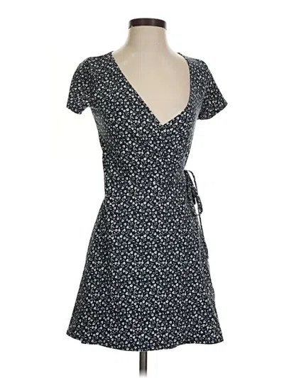 Pre-owned Hollister Casual Dress In Black