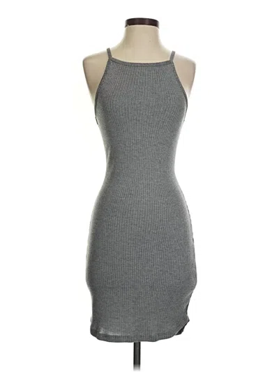 Pre-owned Hollister Casual Dress In Gray
