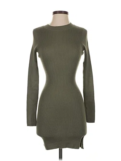 Pre-owned Hollister Casual Dress In Green