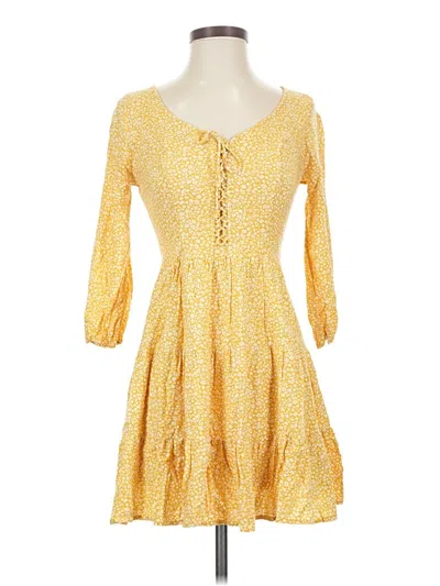 Pre-owned Hollister Casual Dress In Yellow