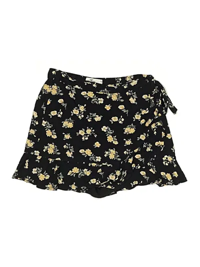Pre-owned Hollister Casual Skirt In Black