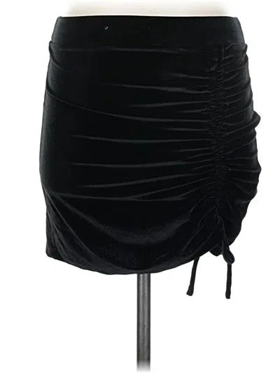Pre-owned Hollister Casual Skirt In Black