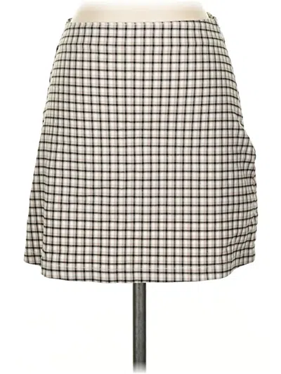 Pre-owned Hollister Casual Skirt In Ivory