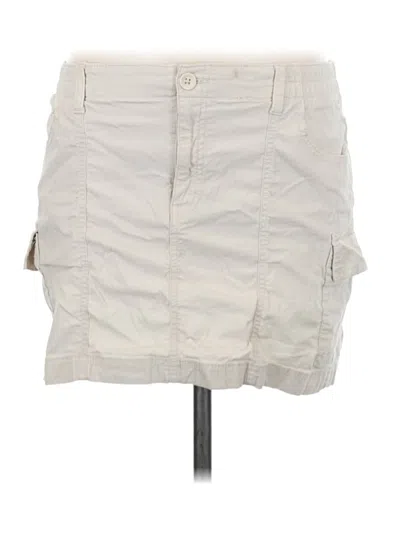 Pre-owned Hollister Casual Skirt In Ivory