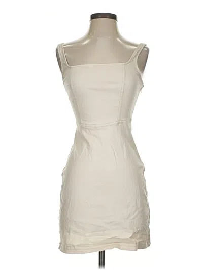 Pre-owned Hollister Cocktail Dress In Ivory