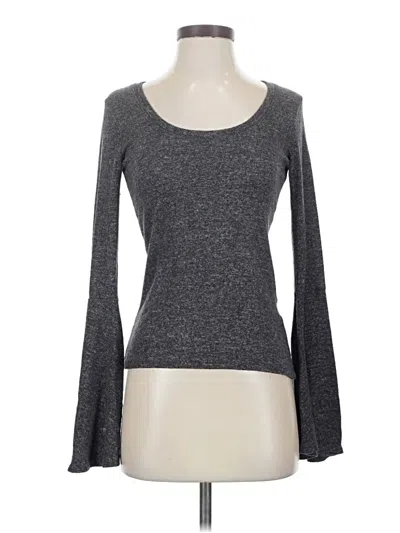 Pre-owned Hollister Long Sleeve T-shirt In Gray