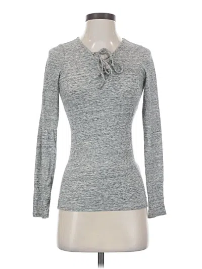 Pre-owned Hollister Long Sleeve T-shirt In Gray