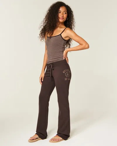 Hollister Low-rise Logo Graphic Bootcut Sweatpants In Light Brown Lace