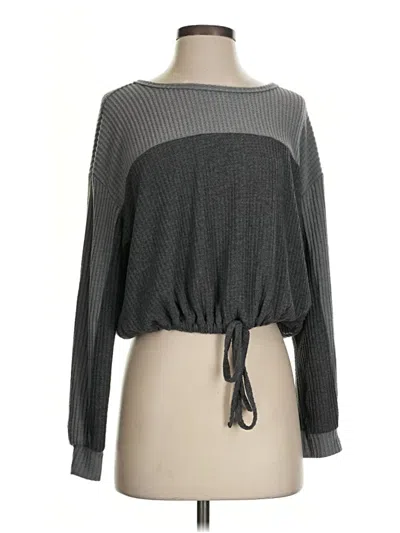 Pre-owned Hollister Pullover Sweater In Gray