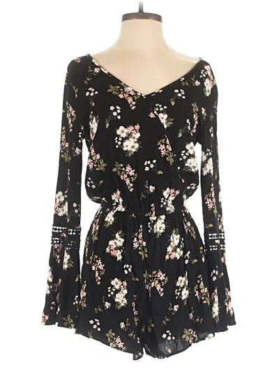 Pre-owned Hollister Romper In Black