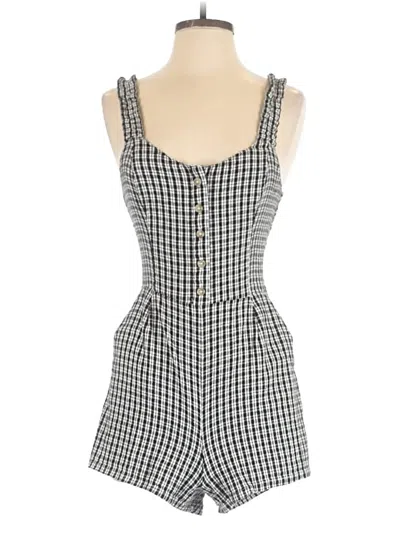 Pre-owned Hollister Romper In Gray