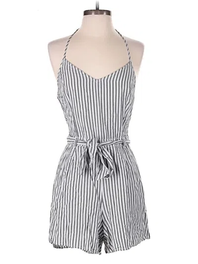Pre-owned Hollister Romper In Gray