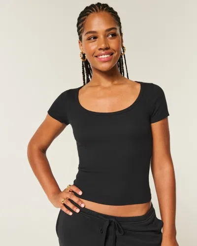 Hollister Scoop T-shirt