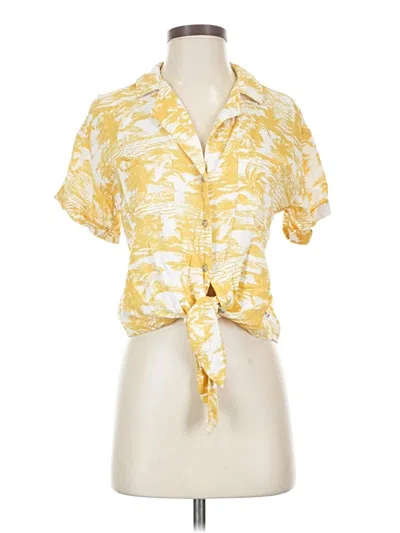 Pre-owned Hollister Short Sleeve Blouse In Yellow