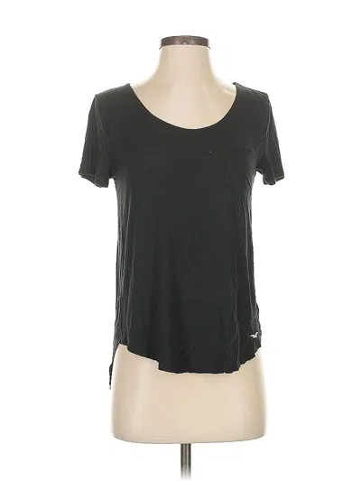 Pre-owned Hollister Short Sleeve T-shirt In Black