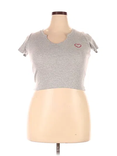 Pre-owned Hollister Short Sleeve T-shirt In Gray