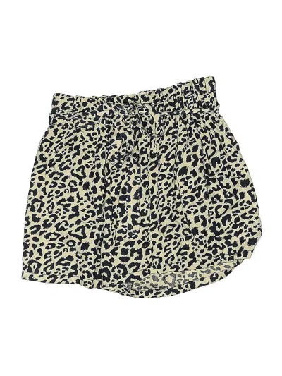 Pre-owned Hollister Shorts In Gold